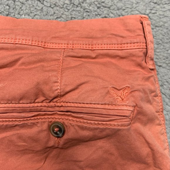 American Eagle Extreme Flex Shorts Mens 31 x 9 Washed Red Slim Chino Distressed - Picture 4 of 11